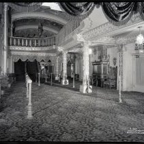 IL-Chicago-Nortown Lobby